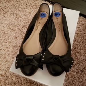 POUR LA VICTOIRE LEATHER BALLET FLAT SHOES